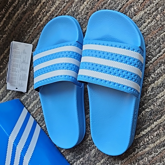 Adidas Adilette Slides US 6 BNWT Bright Blue - Picture 6 of 7